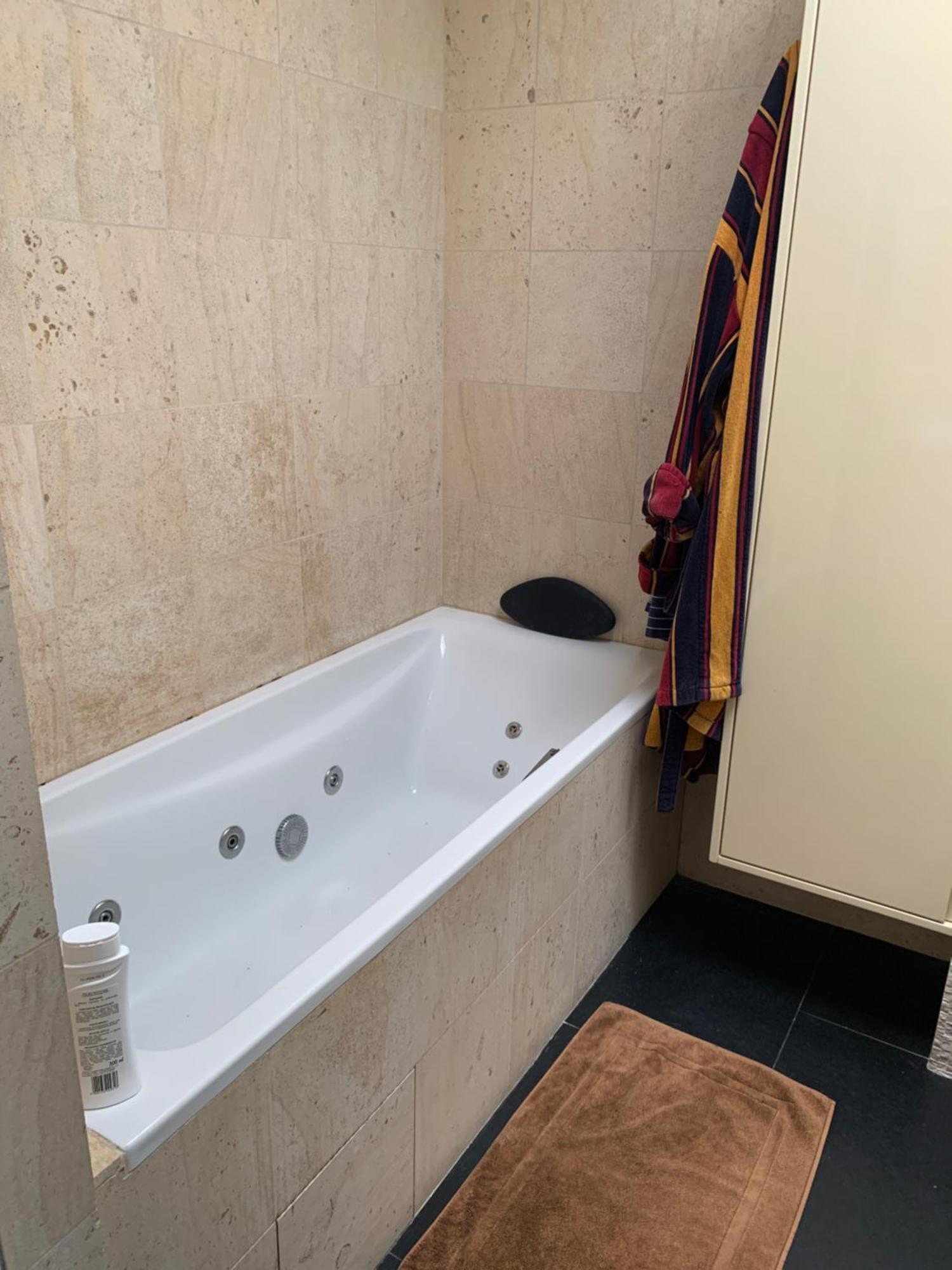 Chambres A Loyers Dans Un Penthause Бур-ла-Рен Экстерьер фото